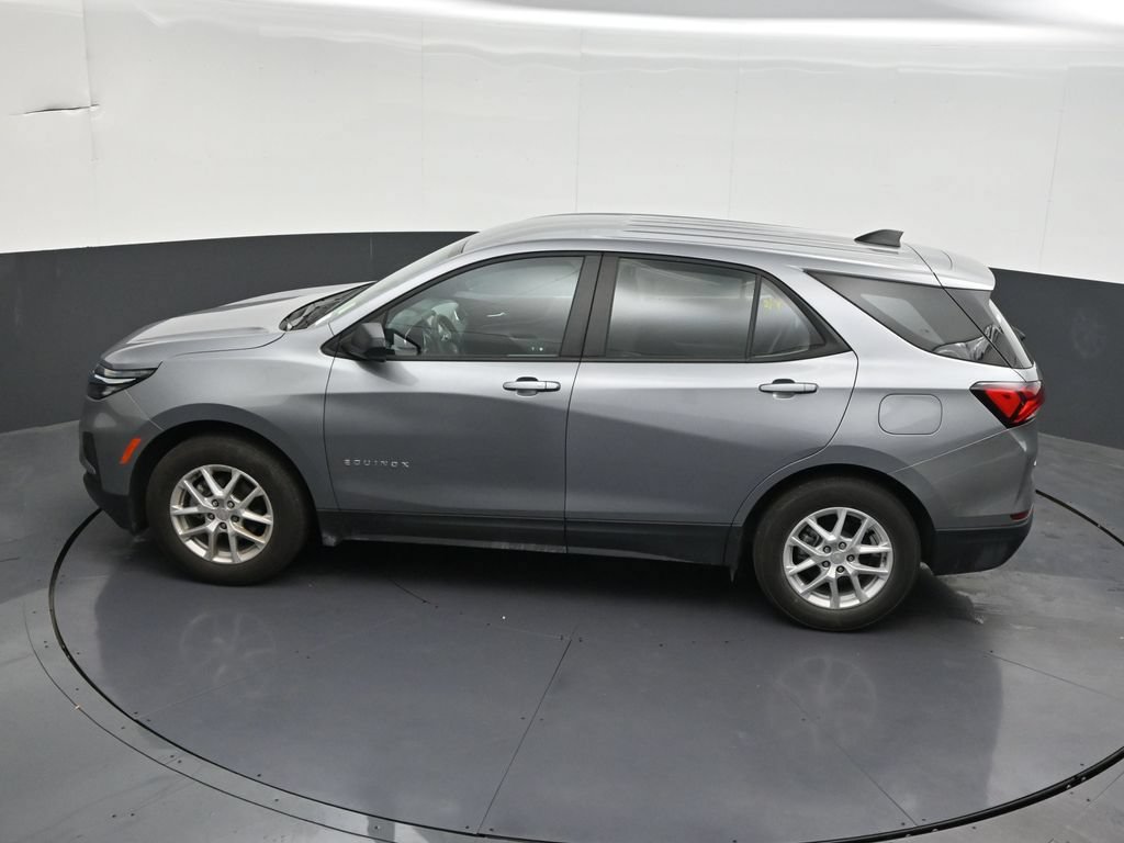 Used 2024 Chevrolet Equinox LS FWD image 16