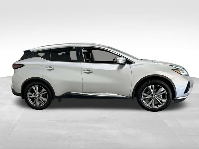 Used 2019 Nissan Murano Platinum image 2
