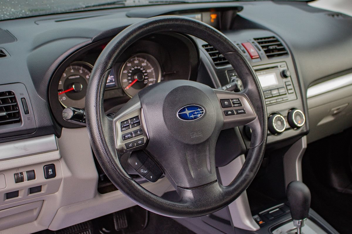 Used 2015 Subaru Forester 2.5i Premium AWD/4WD image 25