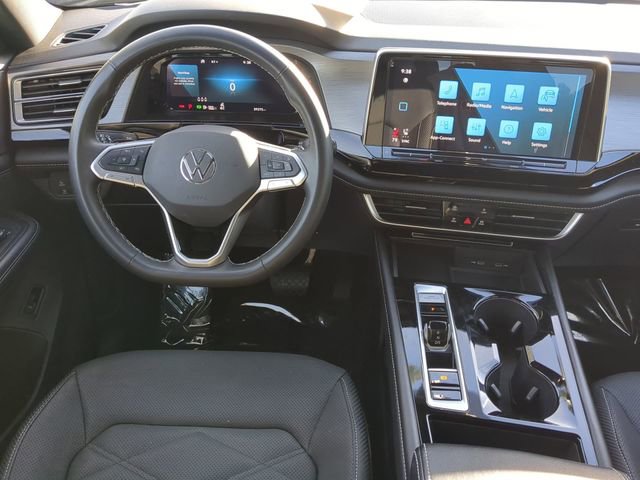 Certified 2024 Volkswagen Atlas Cross Sport SE image 15