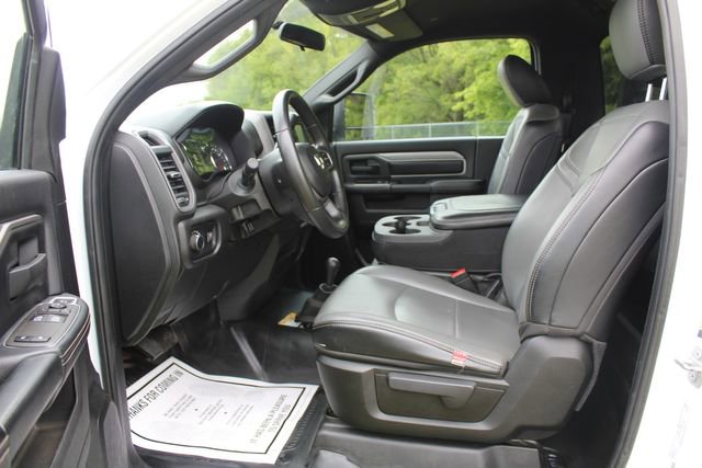 Used 2023 RAM 3500 Tradesman image 16