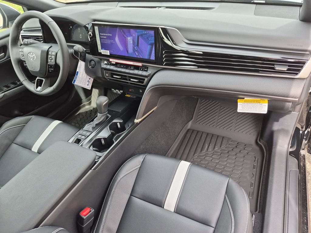New 2026 Toyota Camry Hybrid w/ Multimedia Upgrade Package AWD/4WD image 32