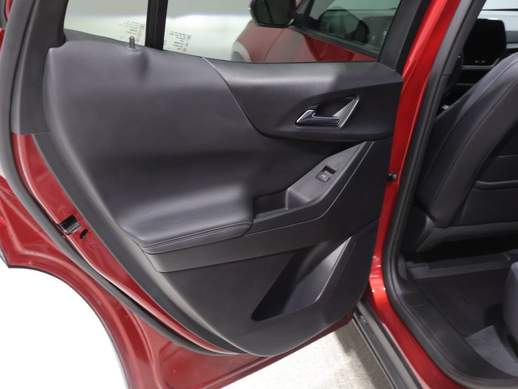 Used 2025 Chevrolet Equinox LT w/ Convenience Package II AWD/4WD image 20
