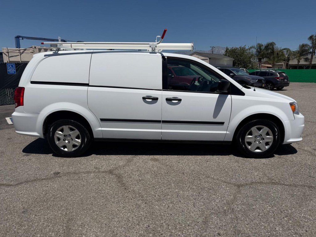 Used 2013 RAM C/V Tradesman FWD image 4