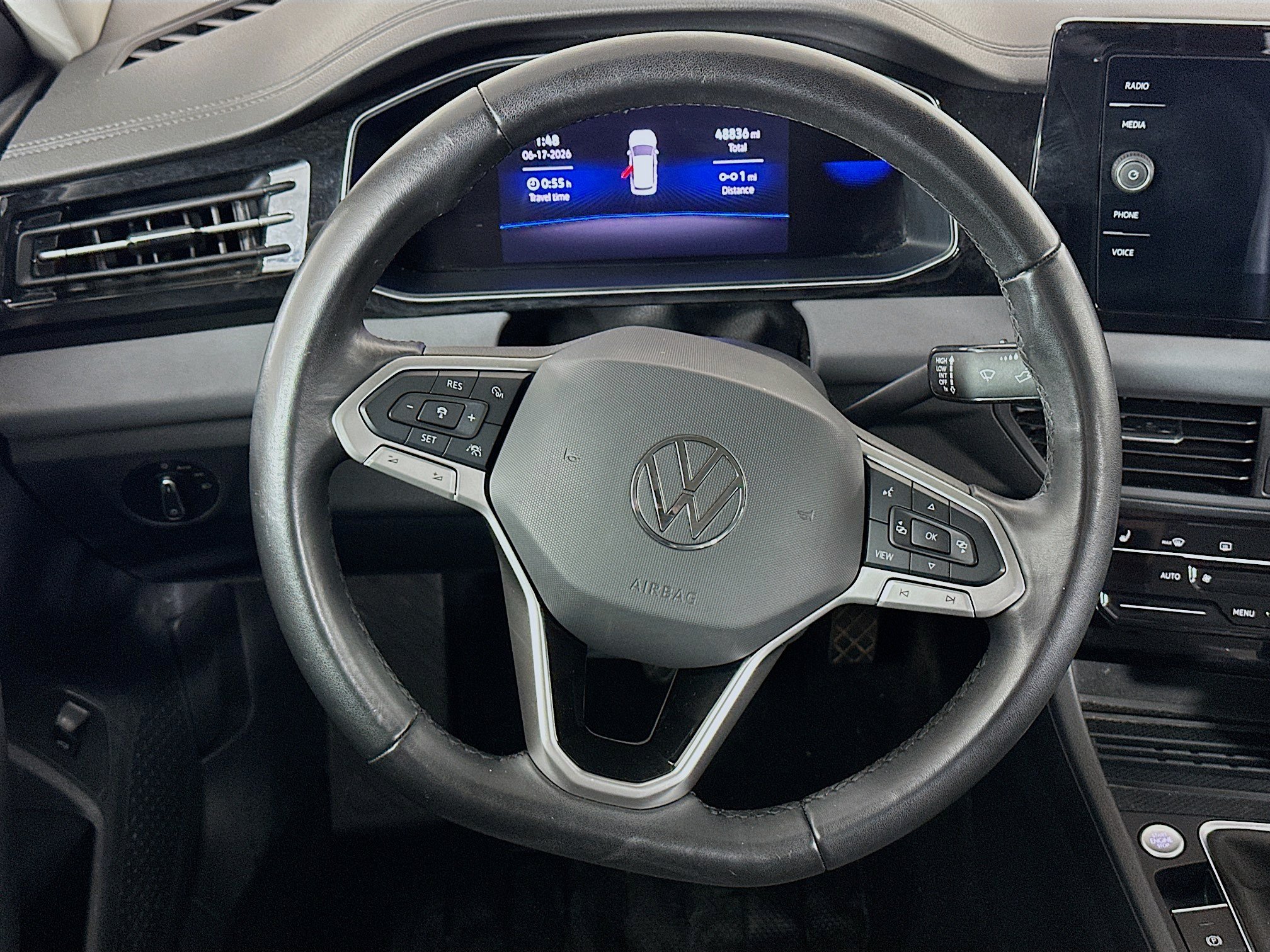 Used 2025 Volkswagen Jetta SE FWD image 18