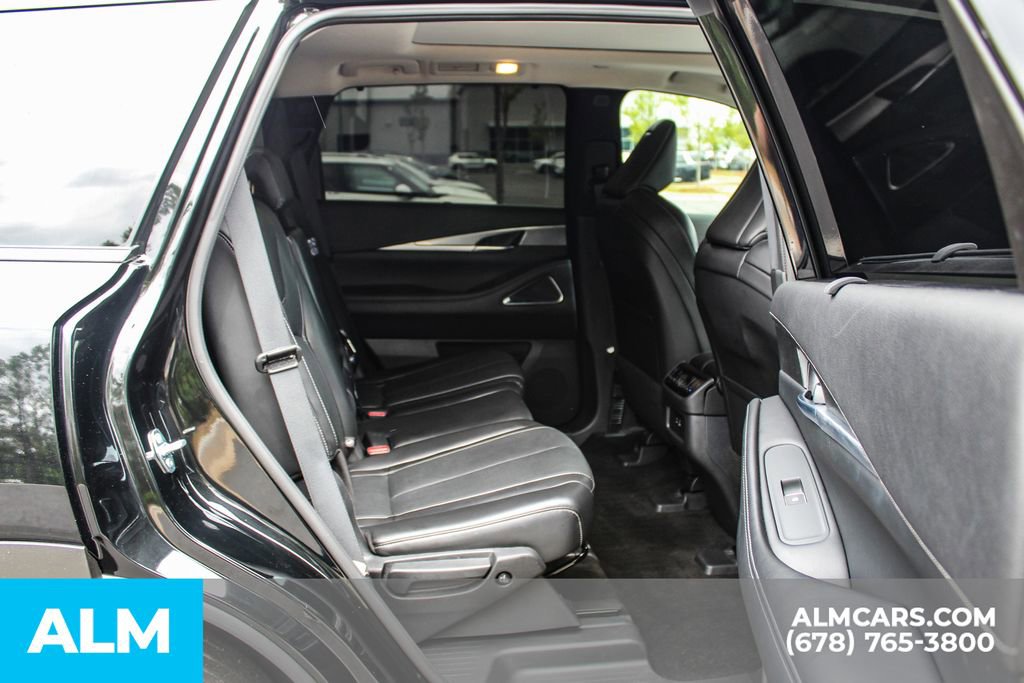 Used 2025 INFINITI QX60 Luxe AWD/4WD image 18