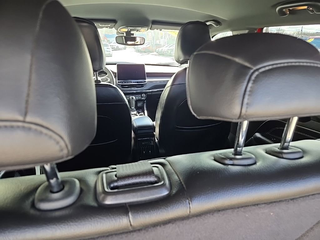 Used 2023 Jeep Compass Altitude w/ Convenience Group image 14