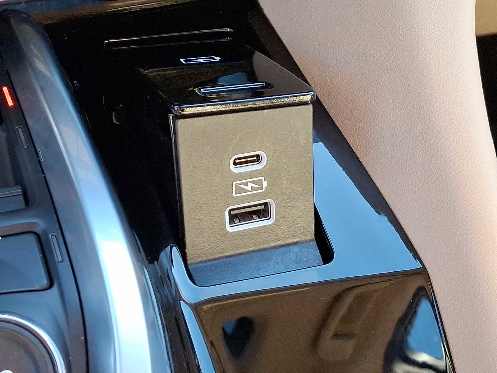 Used 2023 Acura MDX SH-AWD w/ Technology Package image 27