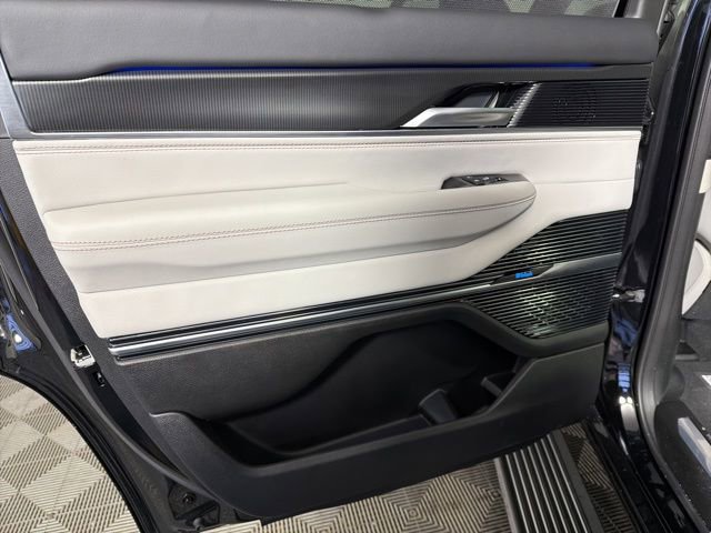 New 2026 Jeep Grand Wagoneer Summit w/ Rear Seat Video Group I image 30