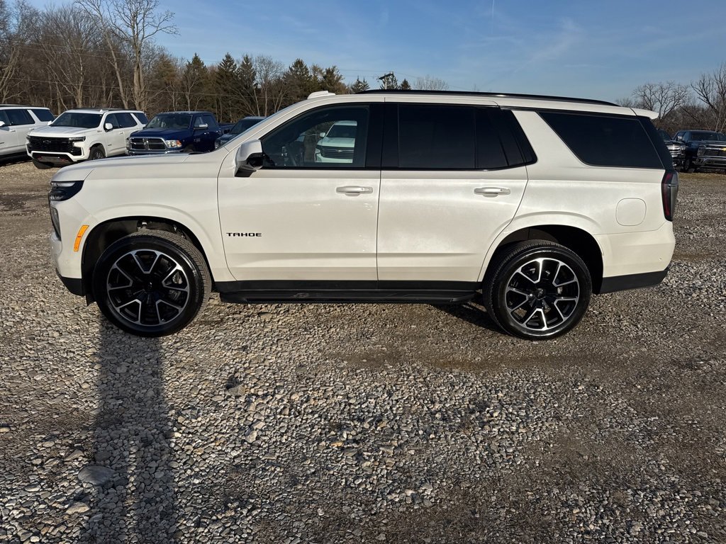 Used 2025 Chevrolet Tahoe RST w/ Comfort Package image 2