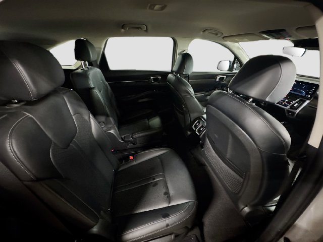Certified 2022 Kia Sorento S AWD/4WD image 28