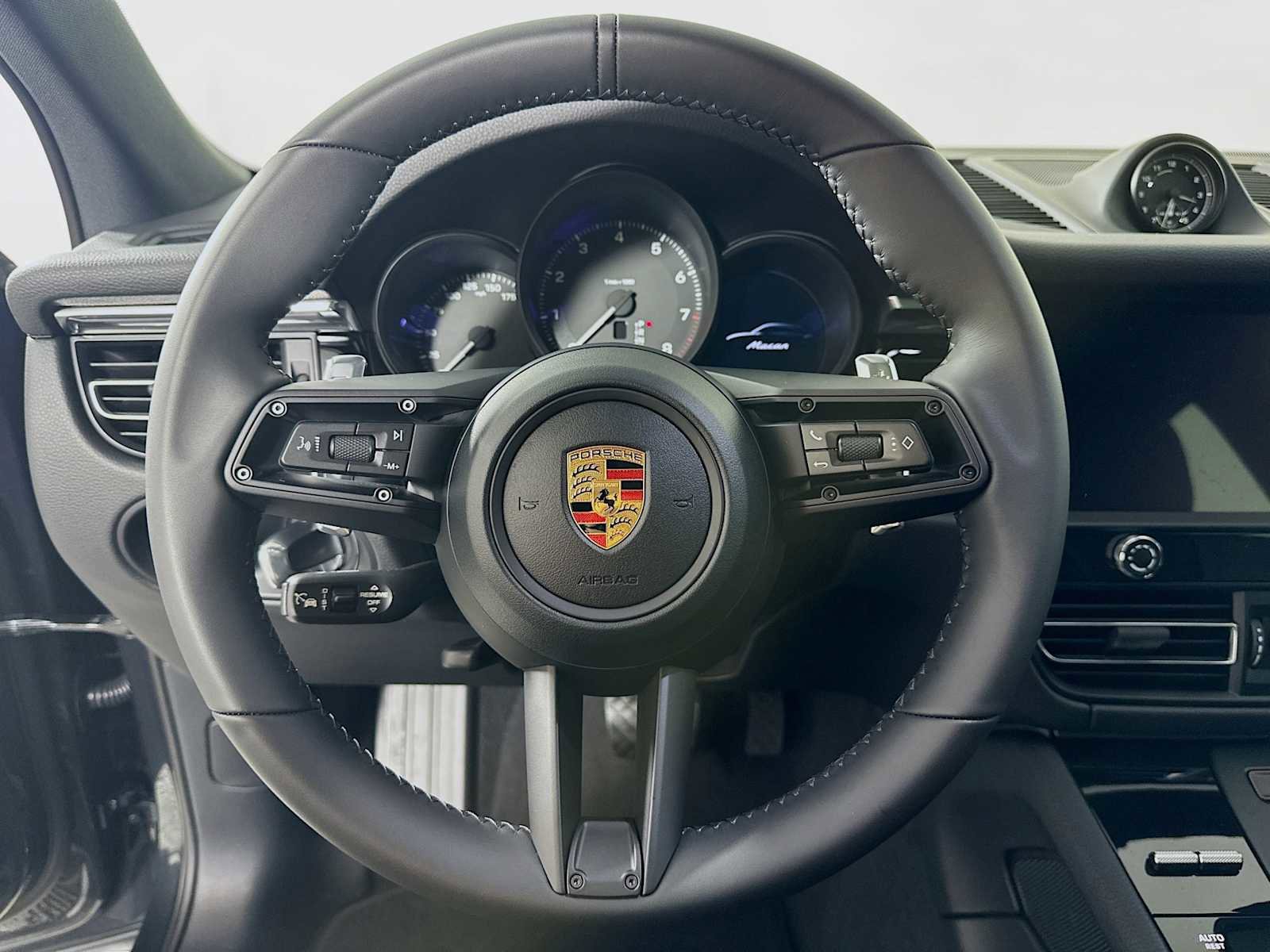 New 2026 Porsche Macan AWD/4WD image 15