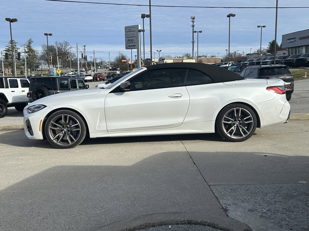 Used 2024 BMW 440i xDrive Convertible w/ Premium Package image 9