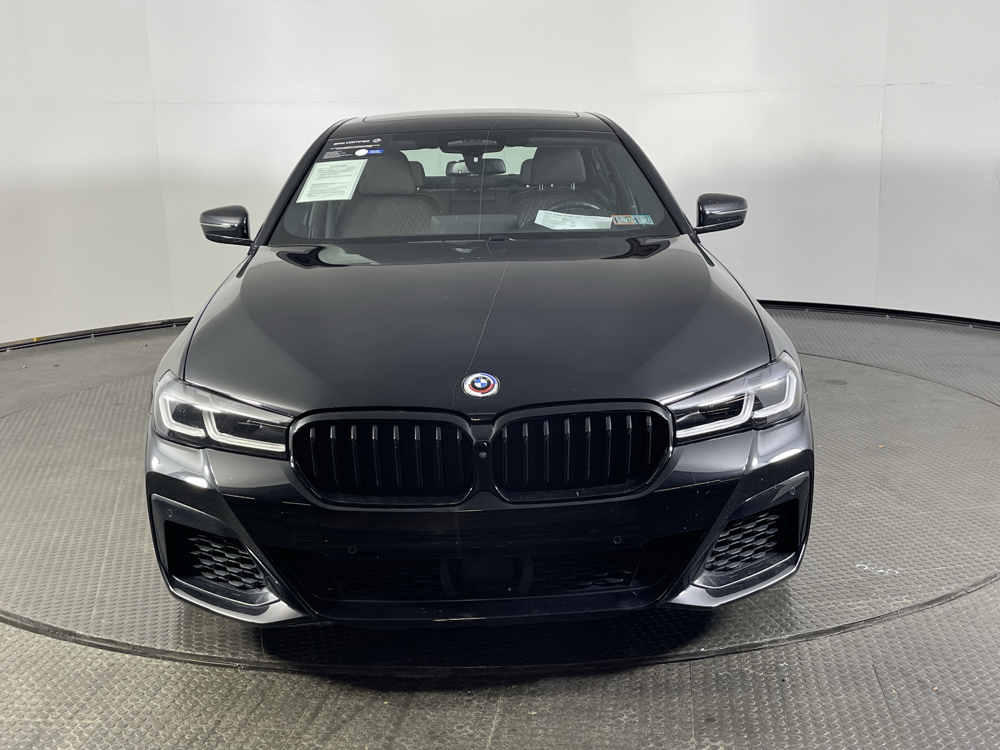 Certified 2023 BMW M550i xDrive w/ Dynamic Handling Package image 2