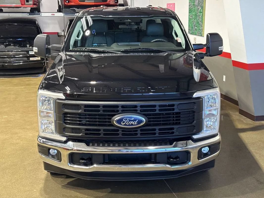 Used 2024 Ford F250 XL w/ XL Chrome Package RWD image 34