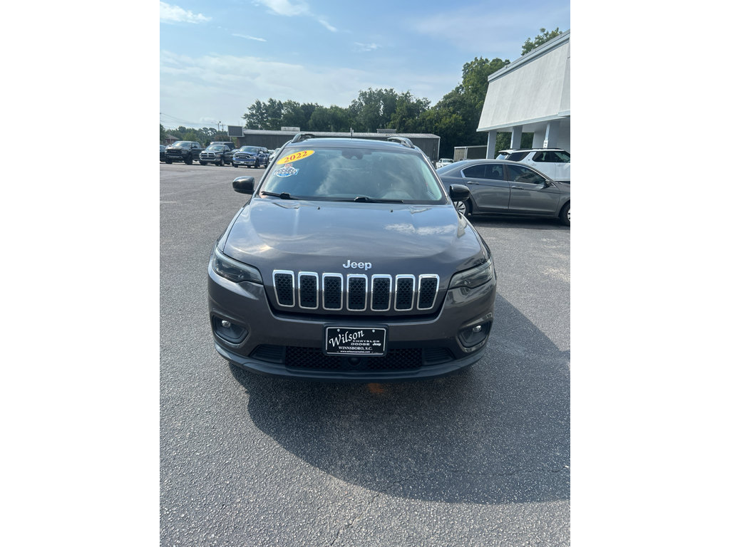 Used 2022 Jeep Cherokee Latitude Lux w/ Sun & Sound Group AWD/4WD image 6