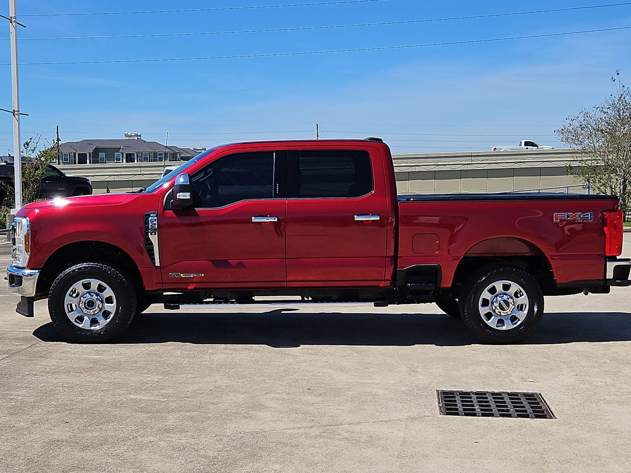 Used 2024 Ford F250 XLT w/ FX4 Off-Road Package image 7