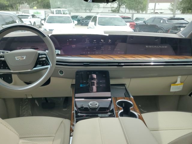 New 2026 Cadillac Escalade ESV Platinum Luxury w/ LPO, Radiant Package AWD/4WD image 9