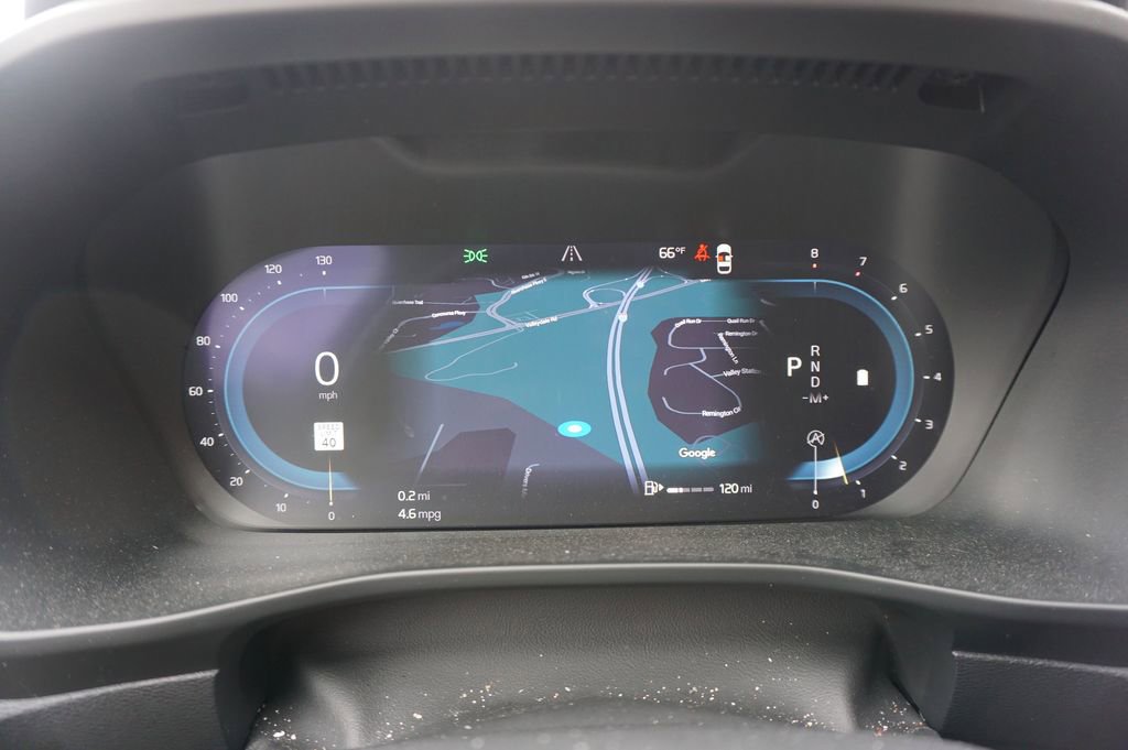 Used 2023 Volvo XC40 B4 Ultimate w/ Climate Package image 6