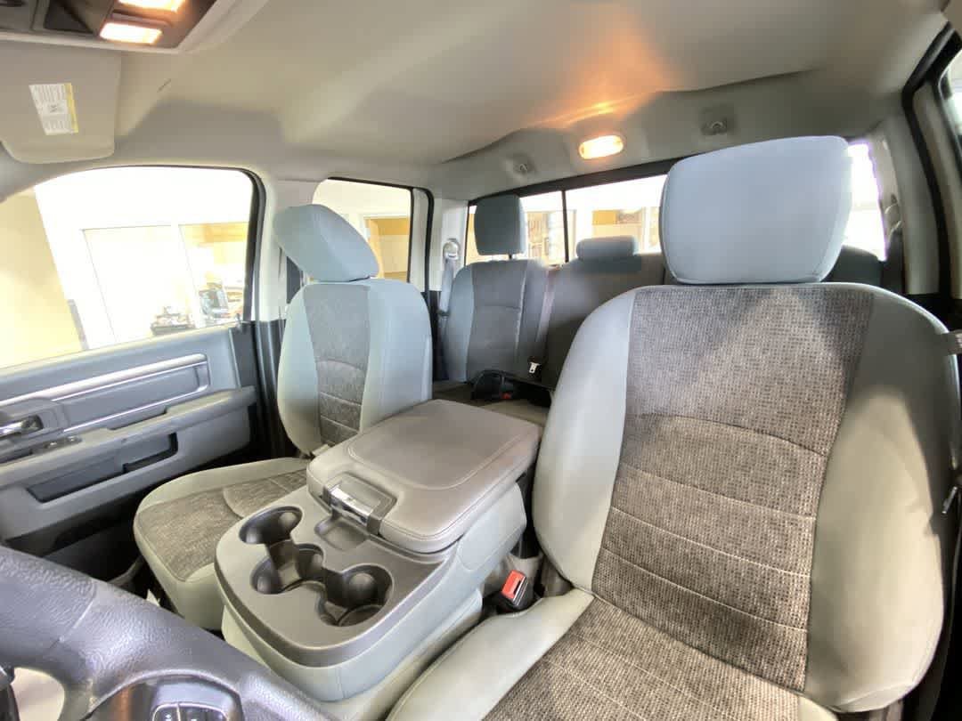 Used 2020 RAM 1500 Classic SLT w/ Trailer & Traction Group AWD/4WD image 14