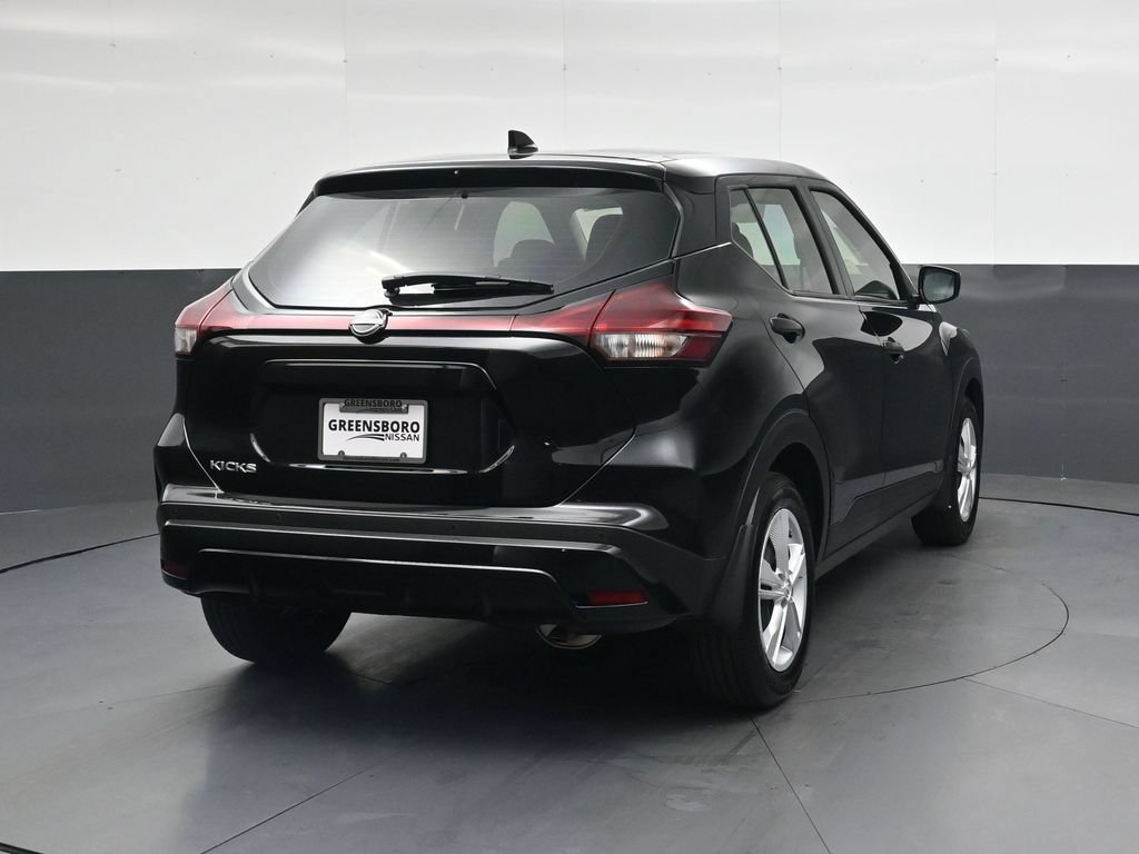 Certified 2025 Nissan Kicks Play S FWD image 7