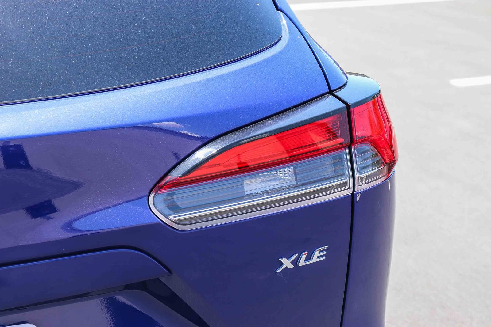Certified 2024 Toyota Corolla Cross XLE FWD image 8