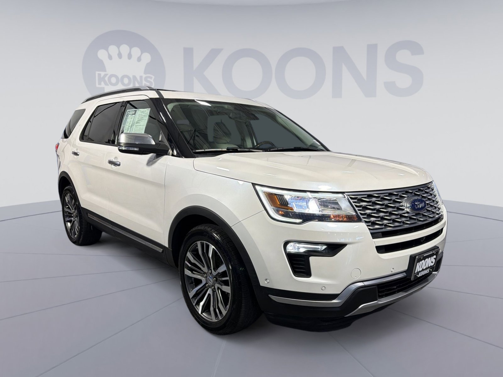 Used 2019 Ford Explorer Platinum AWD/4WD image 18