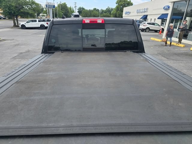 Used 2016 RAM 1500 Laramie w/ Convenience Group AWD/4WD image 2