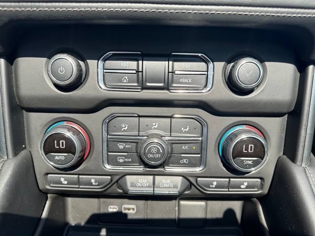 Used 2021 Chevrolet Tahoe LT w/ LT Signature Package AWD/4WD image 30