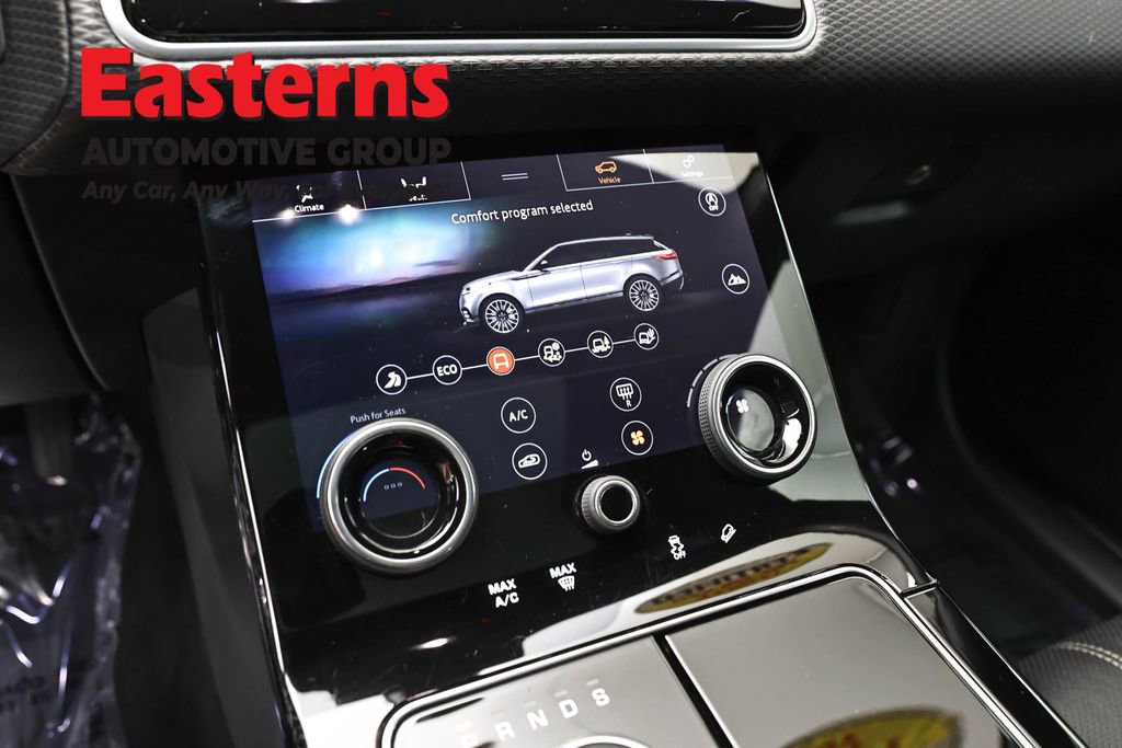 Used 2019 Land Rover Range Rover Velar S AWD/4WD image 19