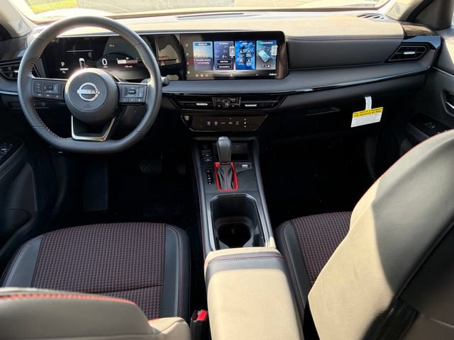 New 2026 Nissan Kicks SR FWD image 32