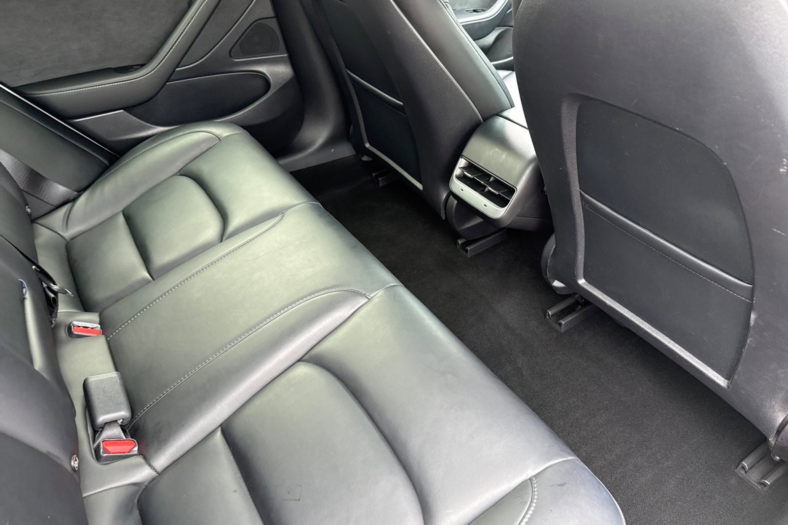 Used 2021 Tesla Model 3 Standard Range Plus RWD image 29