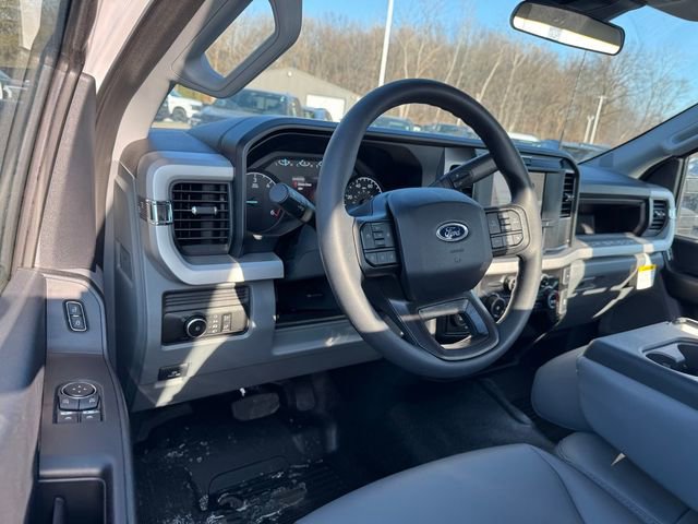 New 2026 Ford F550 4x4 Regular Cab Super Duty image 13