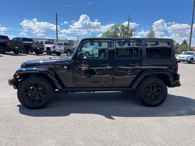 Used 2016 Jeep Wrangler Unlimited Sahara AWD/4WD image 11