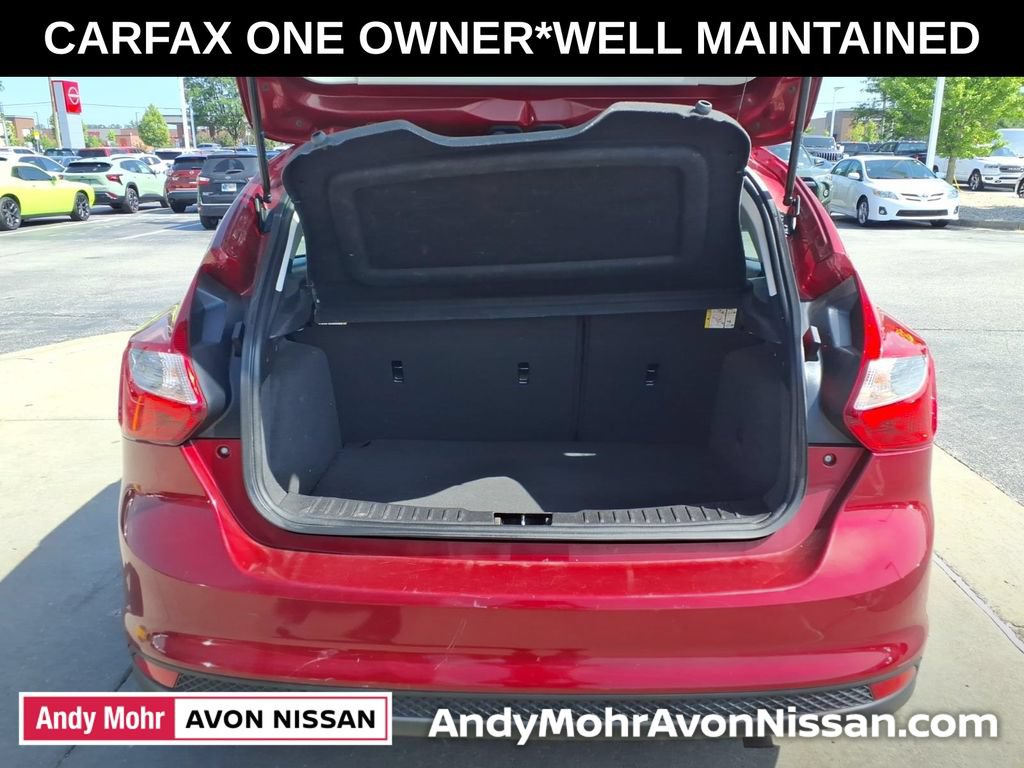 Used 2014 Ford Focus SE w/ Equipment Group 201A FWD image 9