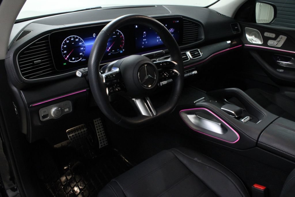 Certified 2025 Mercedes-Benz GLS 450 4MATIC image 4