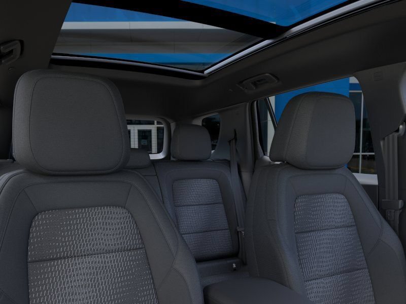 New 2026 Chevrolet Equinox LT w/ Midnight Edition FWD image 24