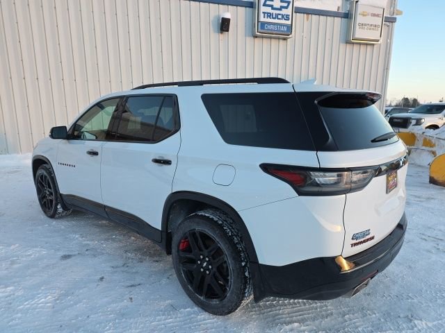 Used 2021 Chevrolet Traverse Premier w/ Redline Edition AWD/4WD image 3