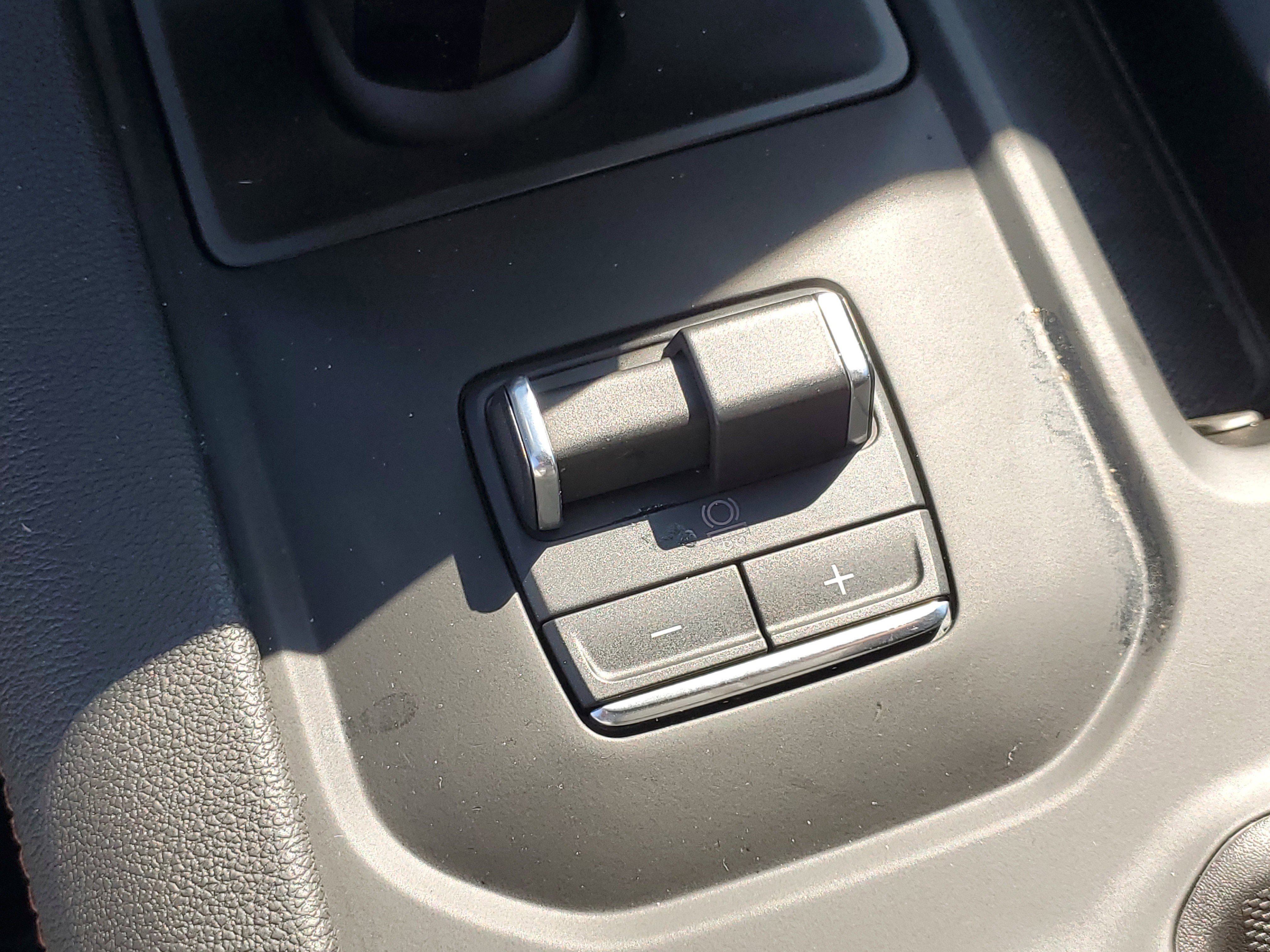 Used 2024 GMC Sierra 1500 AT4 w/ Technology Package image 35