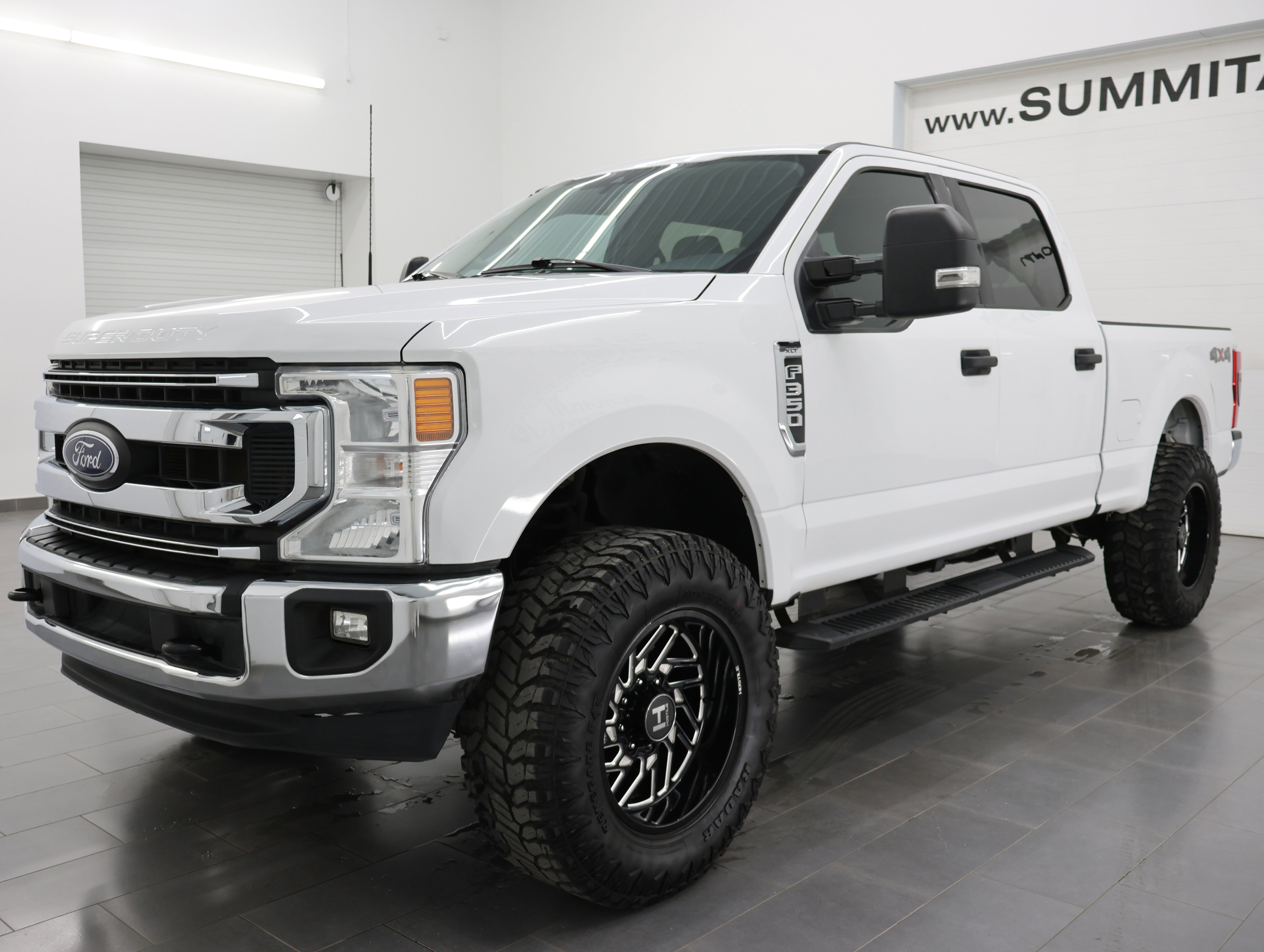 Used 2022 Ford F350 XLT w/ XLT Value Package image 7