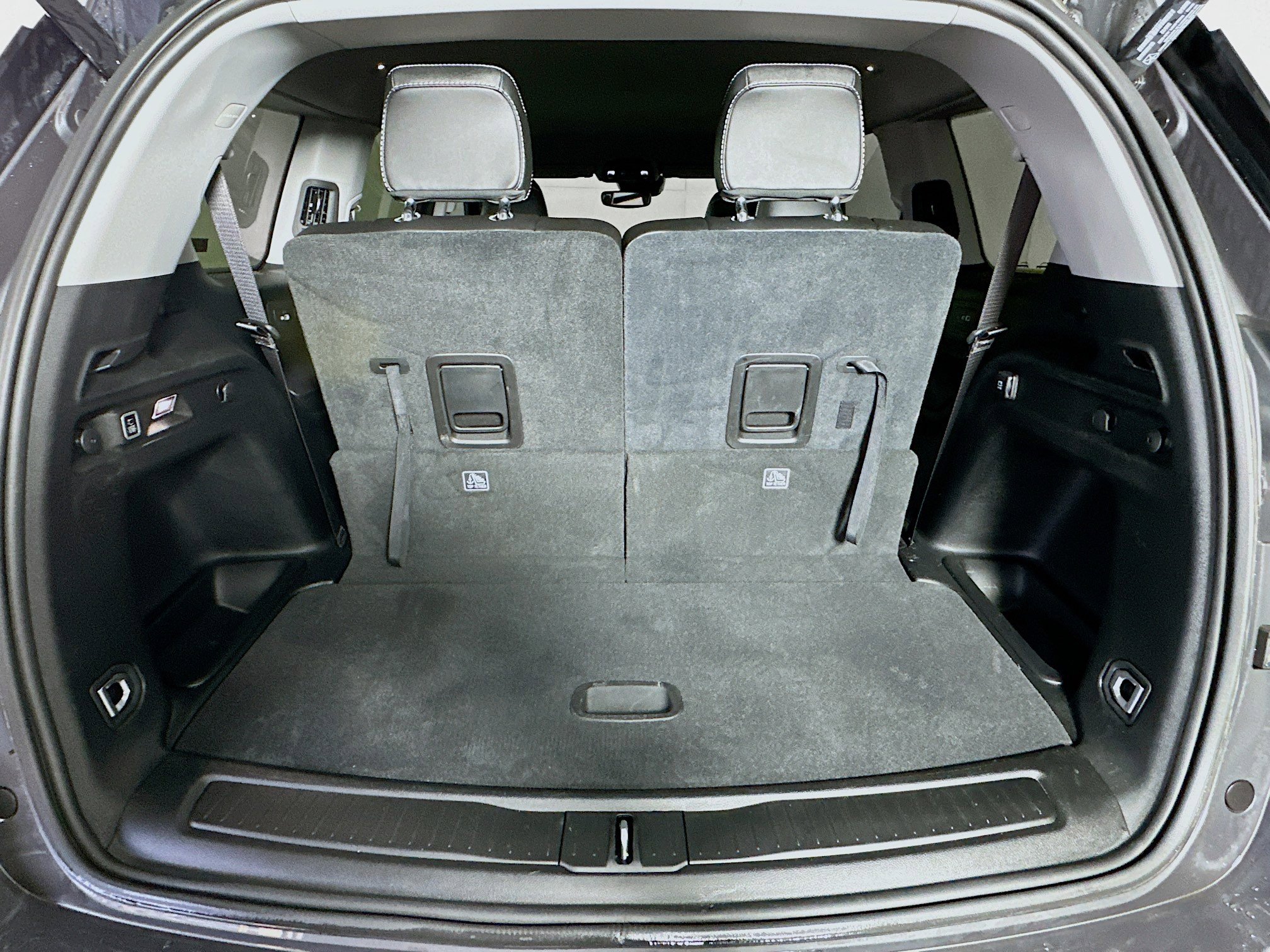 Used 2023 Jeep Grand Cherokee L Limited image 31