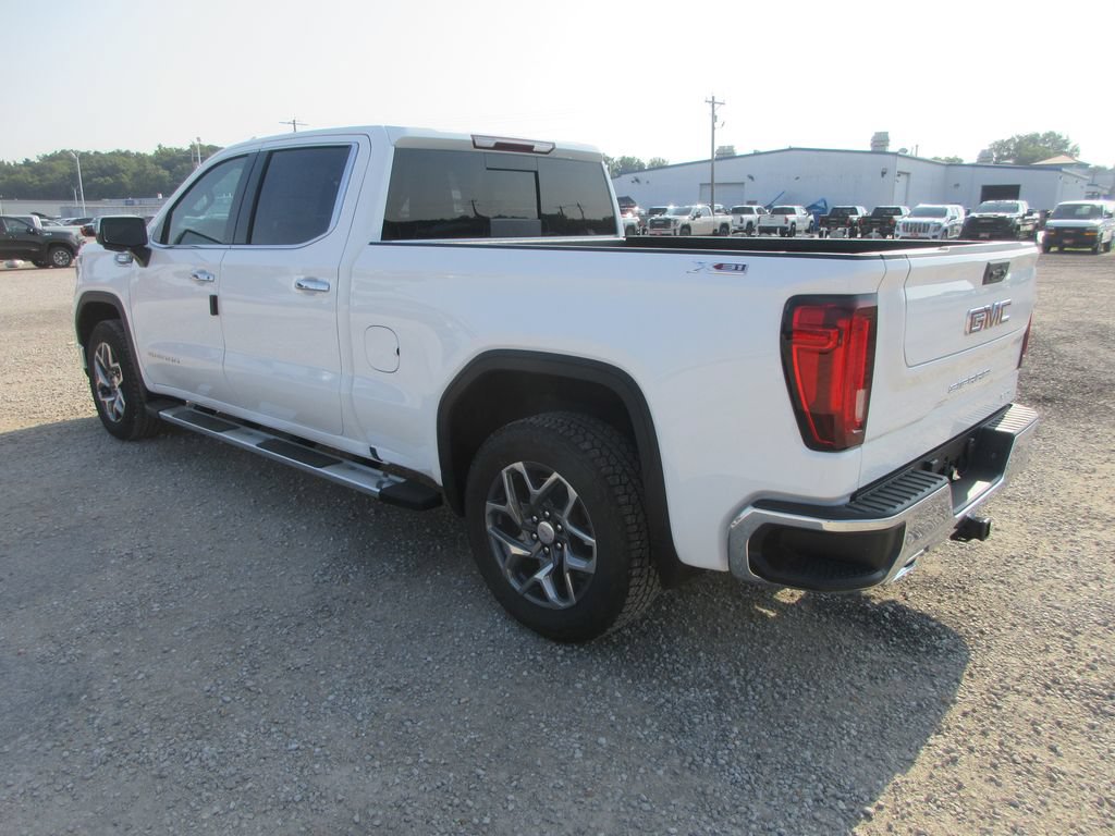 New 2026 GMC Sierra 1500 SLT w/ SLT Premium Plus Package AWD/4WD image 7