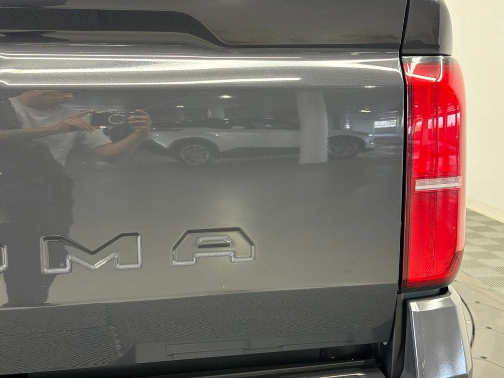 Used 2026 Toyota Tacoma SR5 AWD/4WD image 14