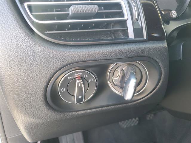 Used 2020 Porsche Macan S image 57