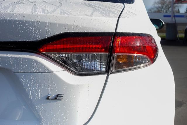 Certified 2023 Toyota Corolla LE image 9