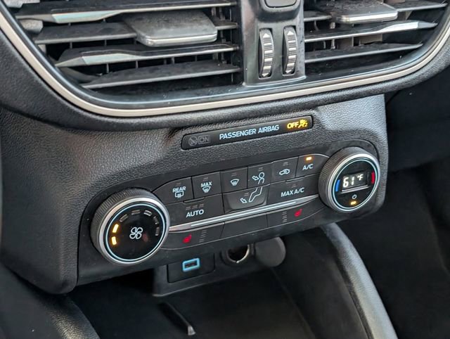 Used 2020 Ford Escape SE Sport image 21