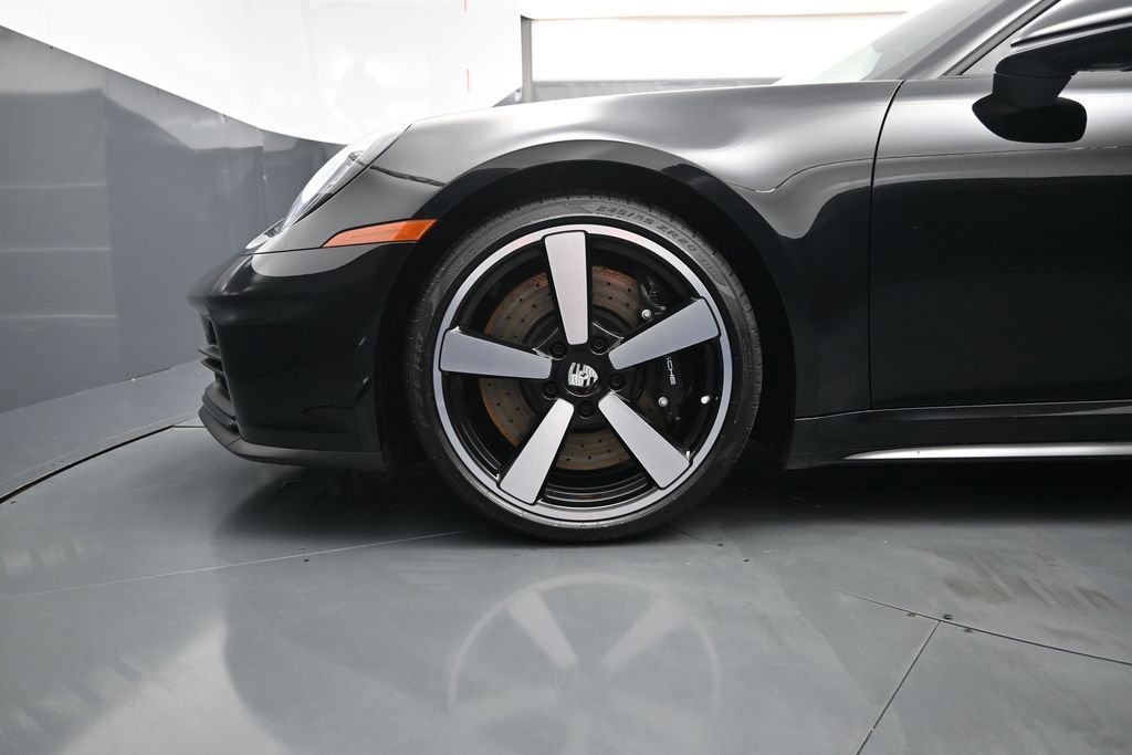 Certified 2026 Porsche 911 Targa 4S AWD/4WD image 6