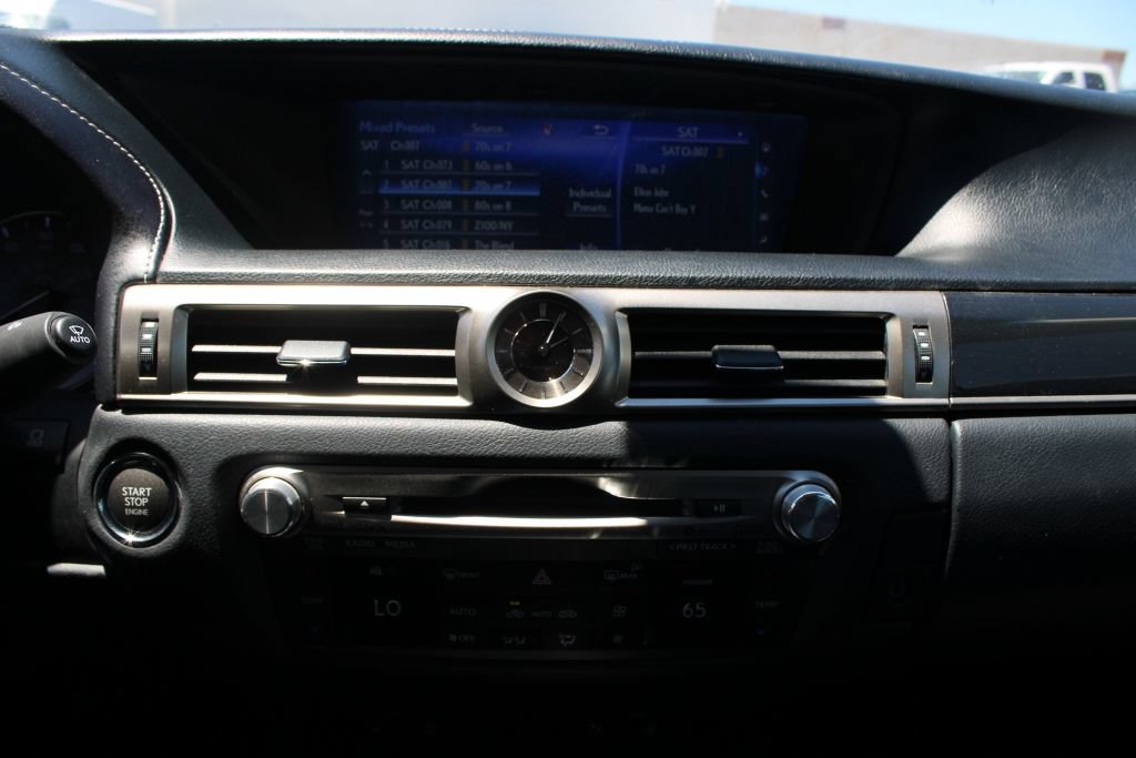 Used 2017 Lexus GS 200t w/ Premium Package RWD image 21