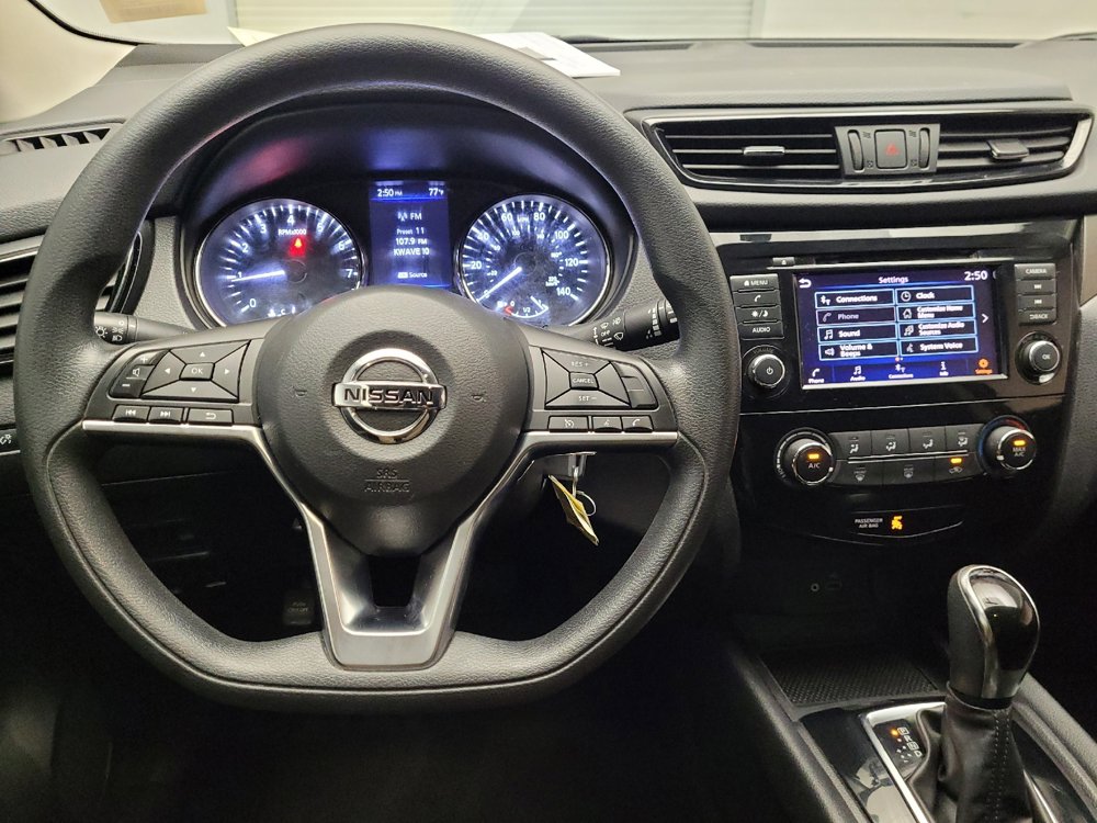 Used 2019 Nissan Rogue Sport S image 22