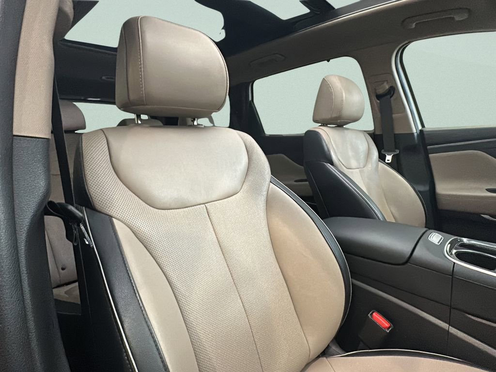 Certified 2022 Hyundai Santa Fe SEL w/ Convenience + Premium Package image 16